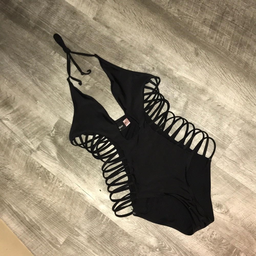 👽BLACK SEXY BRAZILIAN CUT ONE PIECE ✖️✖️✖️🍒
